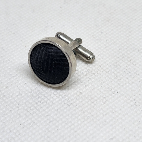 Vintage Men's Silver toned Toggle Back  Cuff link with Fabric Insert Panels - Picture 4 of 5